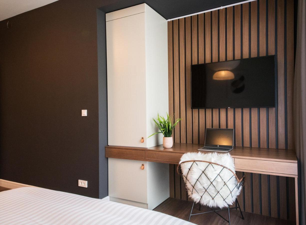 Biador Apartments Oradea Buitenkant foto