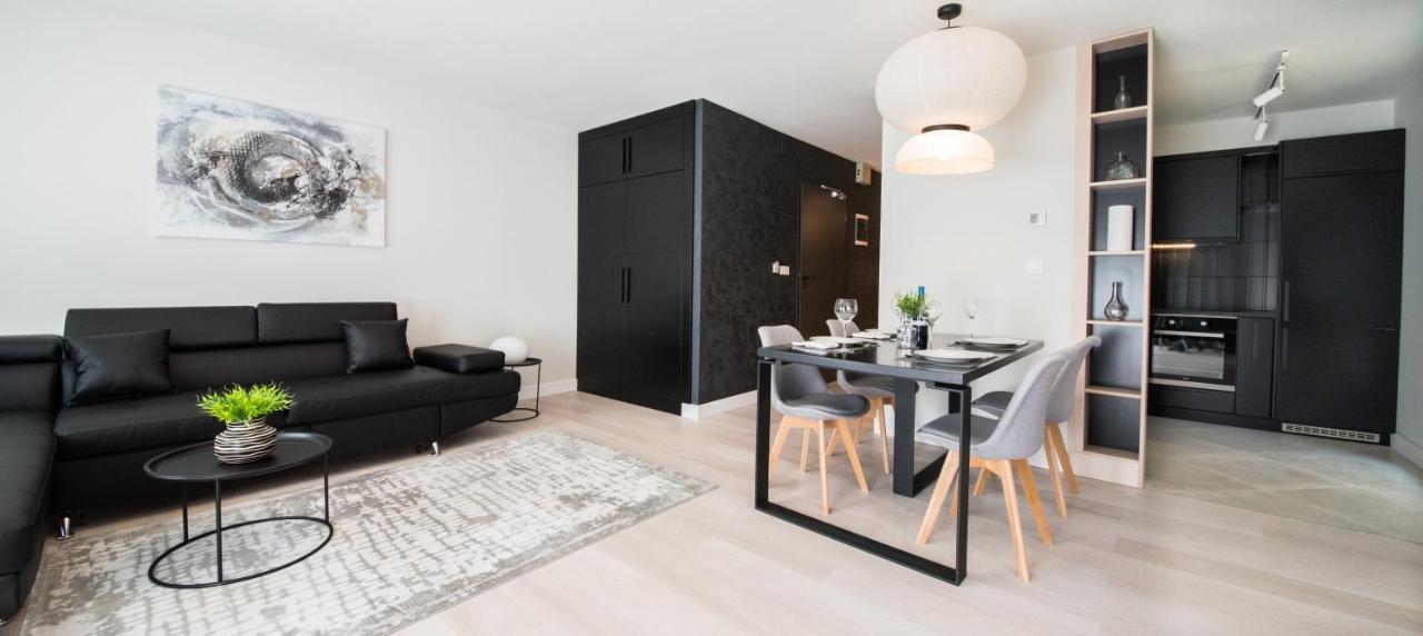 Biador Apartments Oradea Buitenkant foto