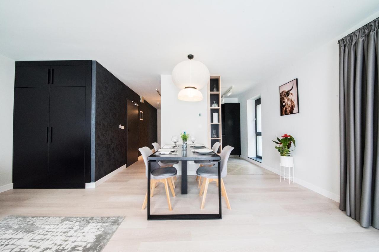 Biador Apartments Oradea Buitenkant foto
